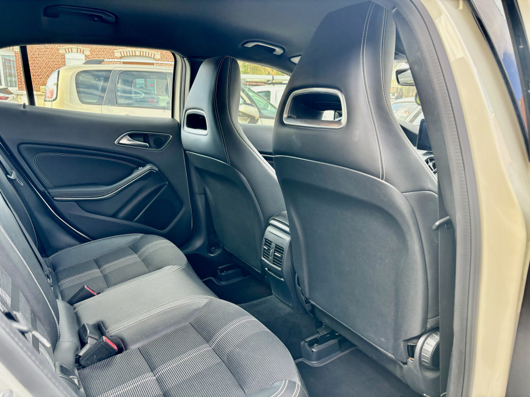 Mercedes Mercedes Gla — 13