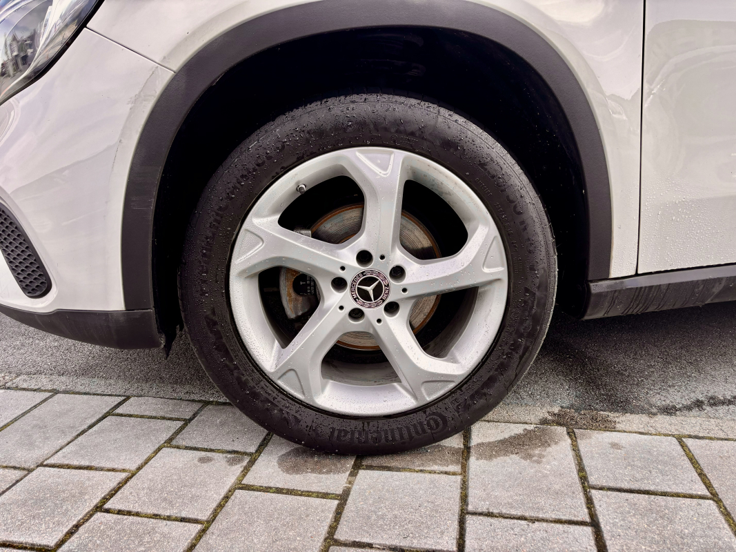 Mercedes Mercedes Gla — 23