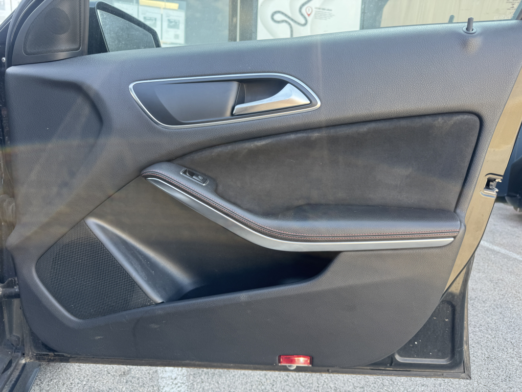 Mercedes Classe A — 22