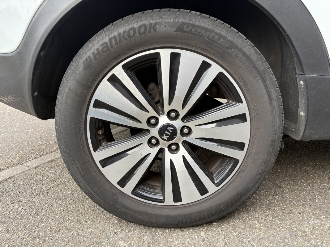 Kia Sportage — 28