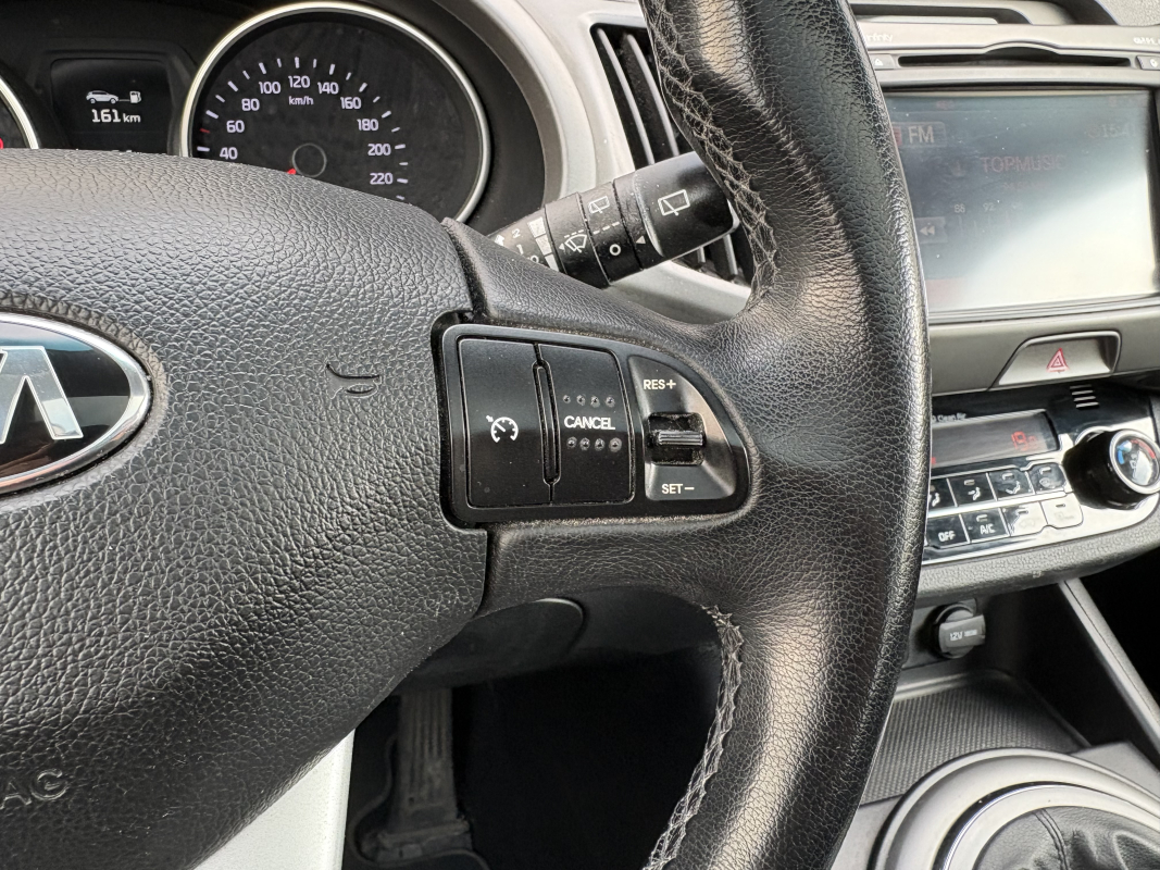 Kia Sportage — 12