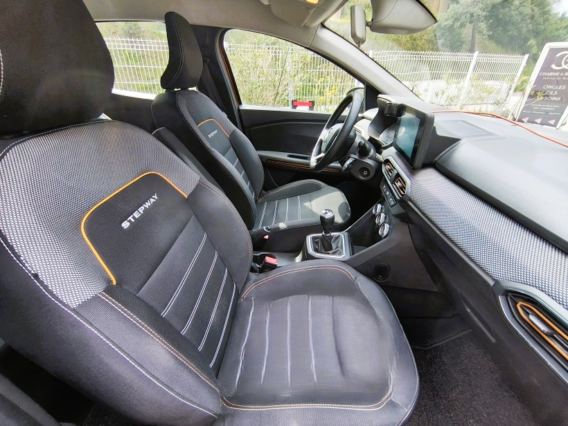Dacia Sandero — 12