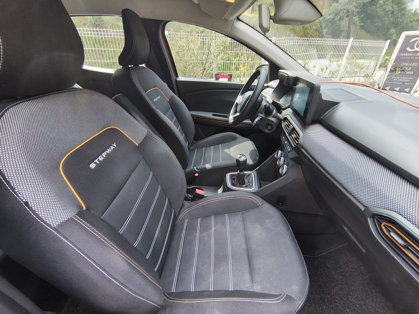 Dacia Sandero — 10