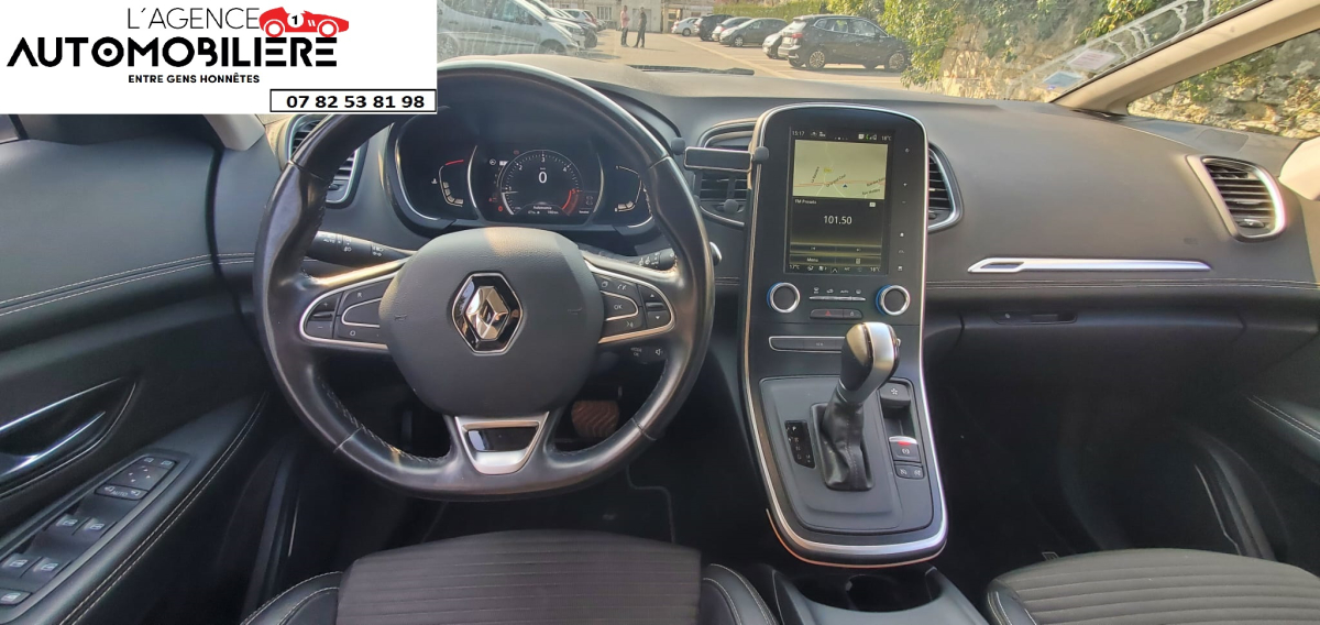 Renault Scenic — 12