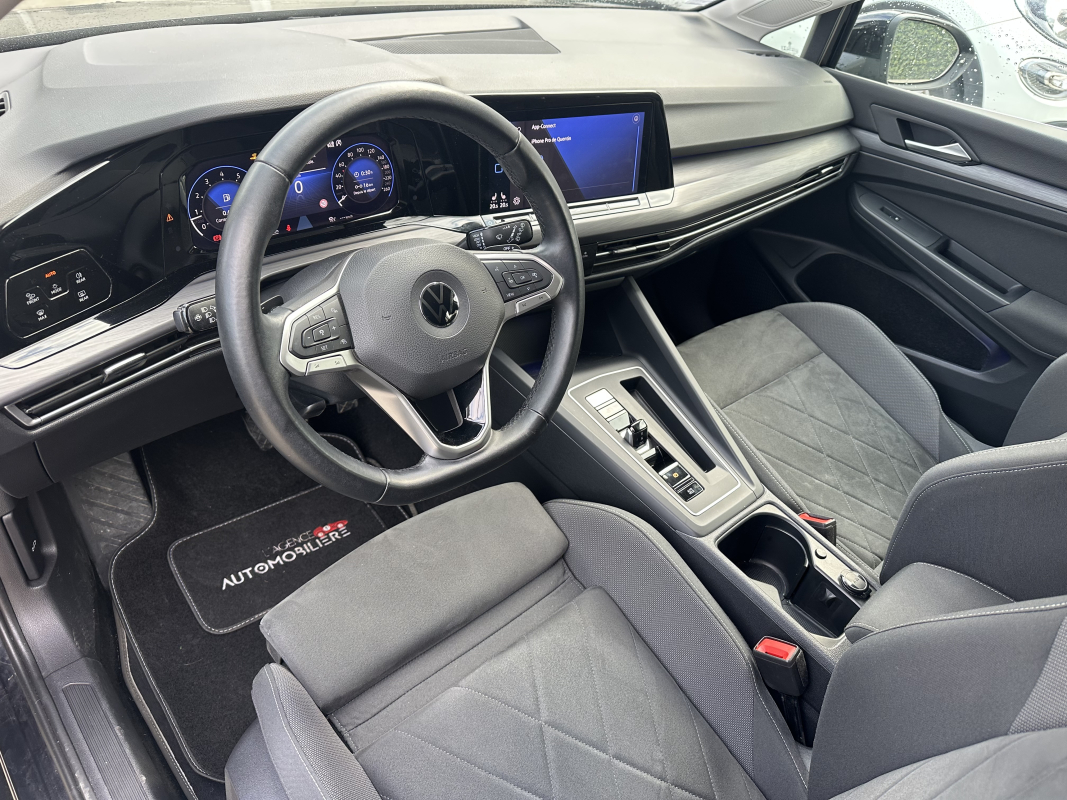 Volkswagen Golf — 17
