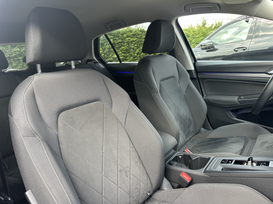 Volkswagen Golf — 9