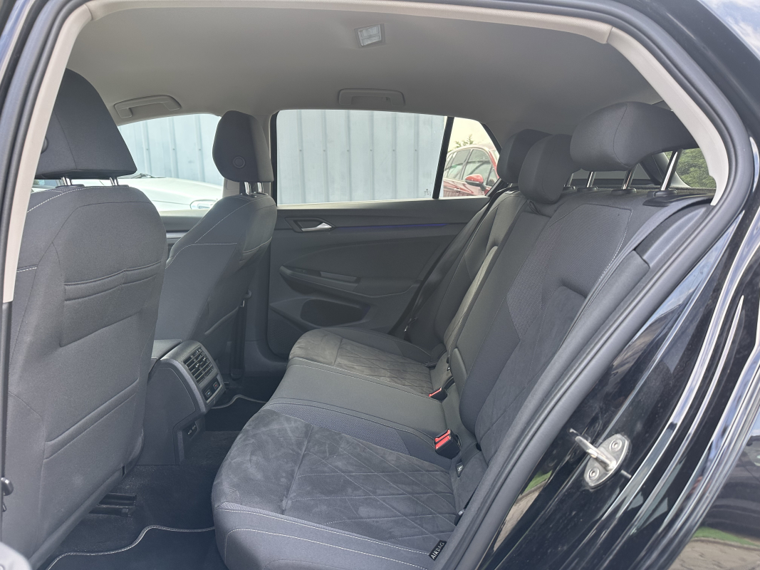 Volkswagen Golf — 13