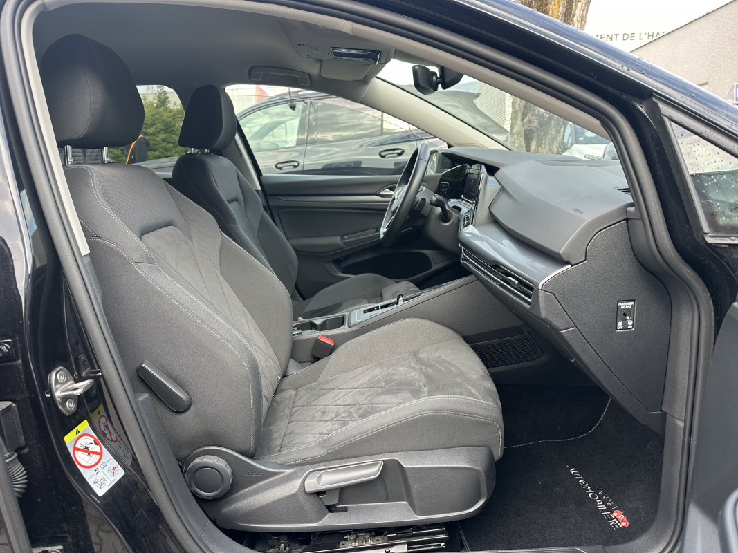 Volkswagen Golf — 10