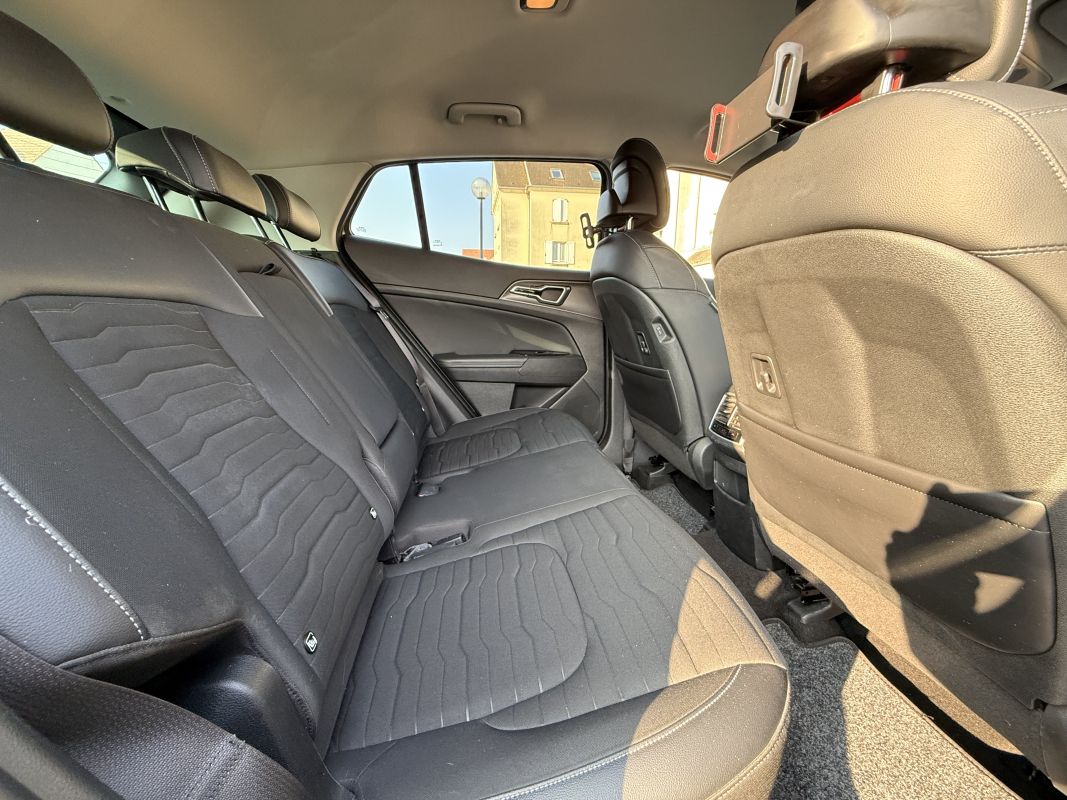 Kia Sportage — 14