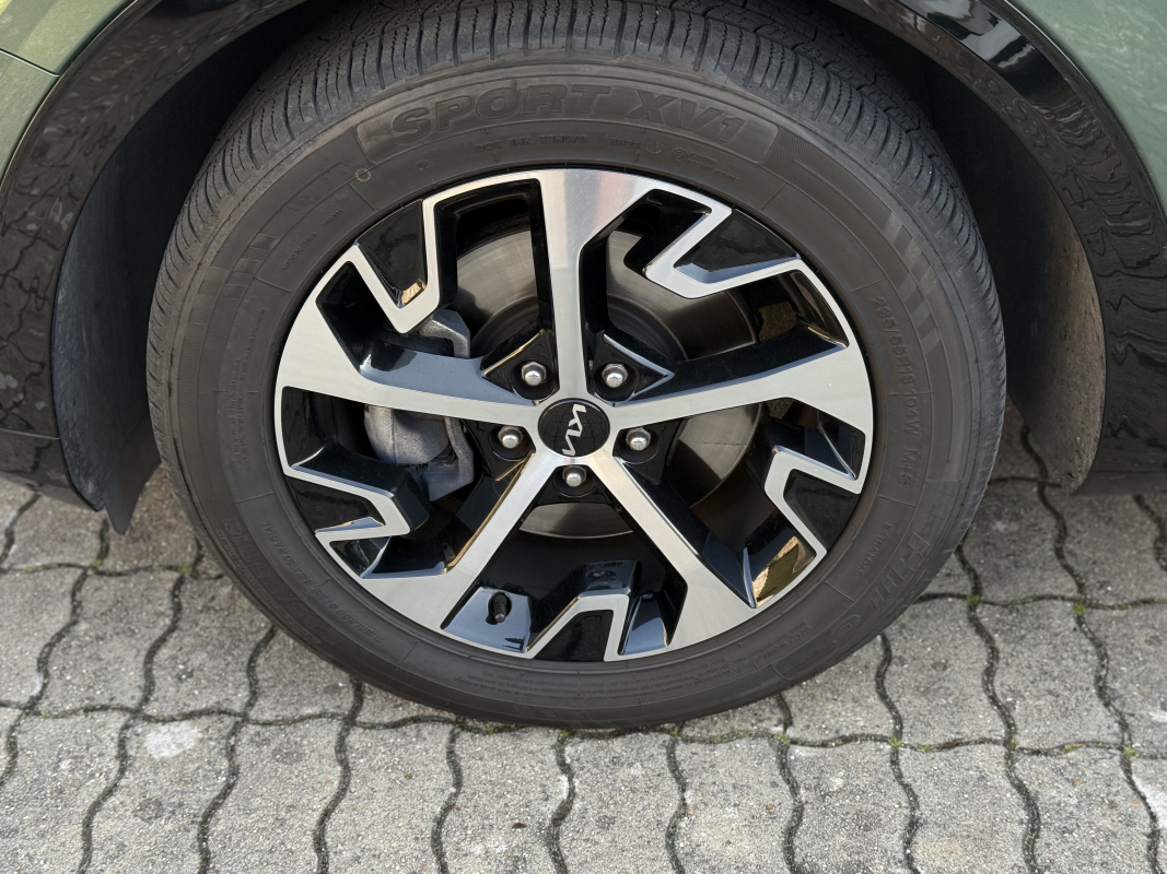 Kia Sportage — 23