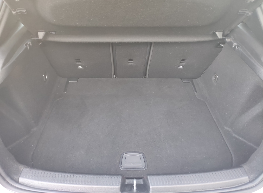 Mercedes Classe A — 19