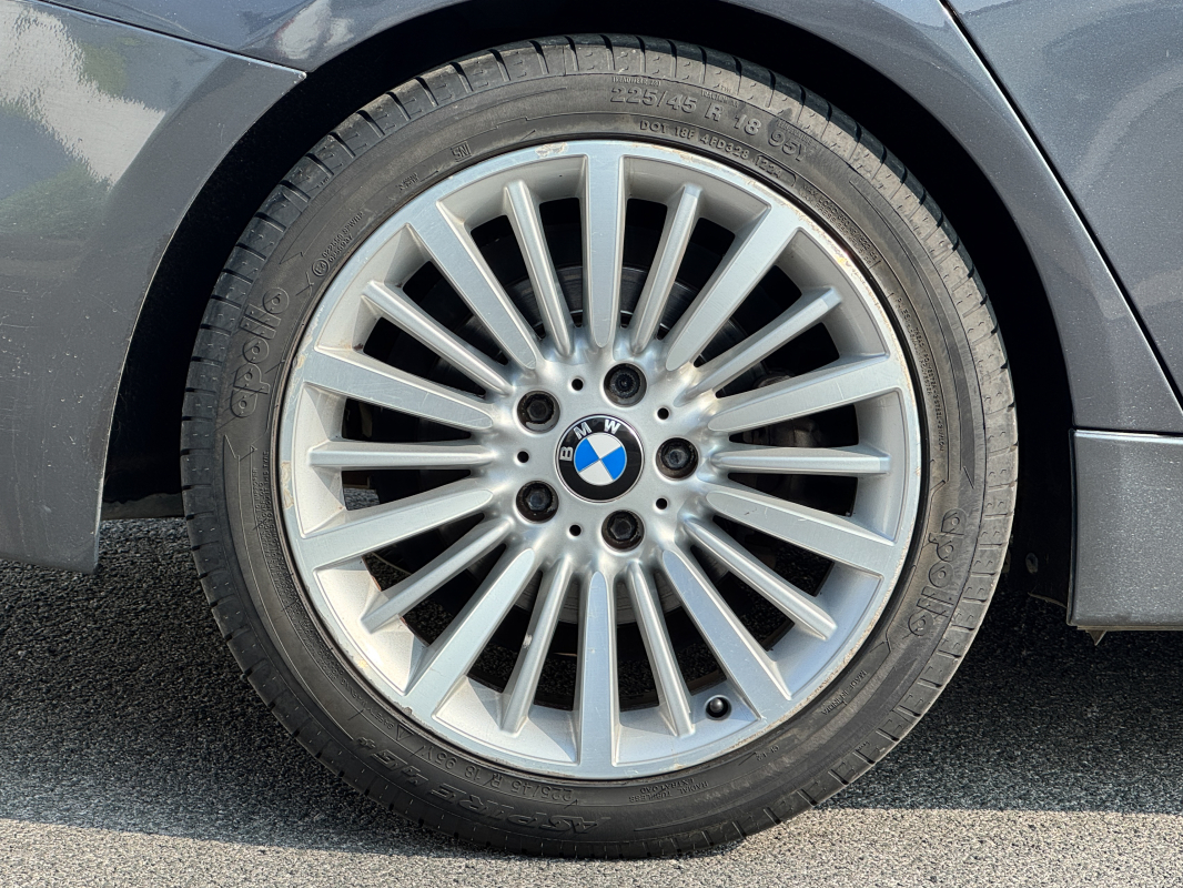 Bmw Série 3 — 38