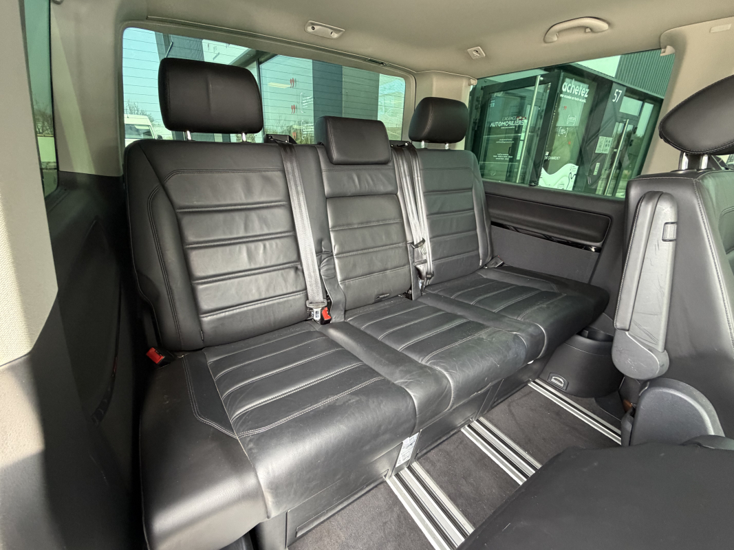 Volkswagen Multivan — 14