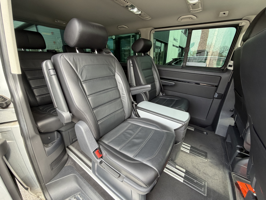 Volkswagen Multivan — 13
