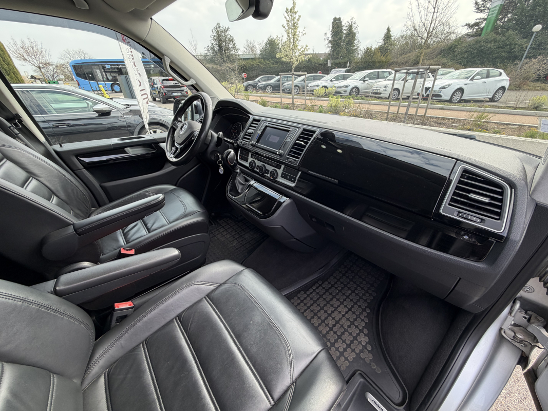 Volkswagen Multivan — 11