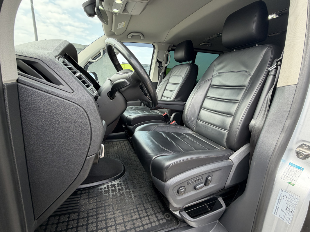 Volkswagen Multivan — 10