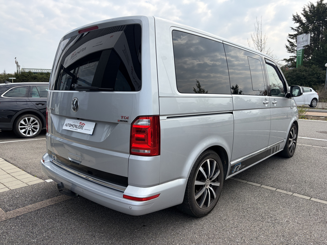 Volkswagen Multivan — 2