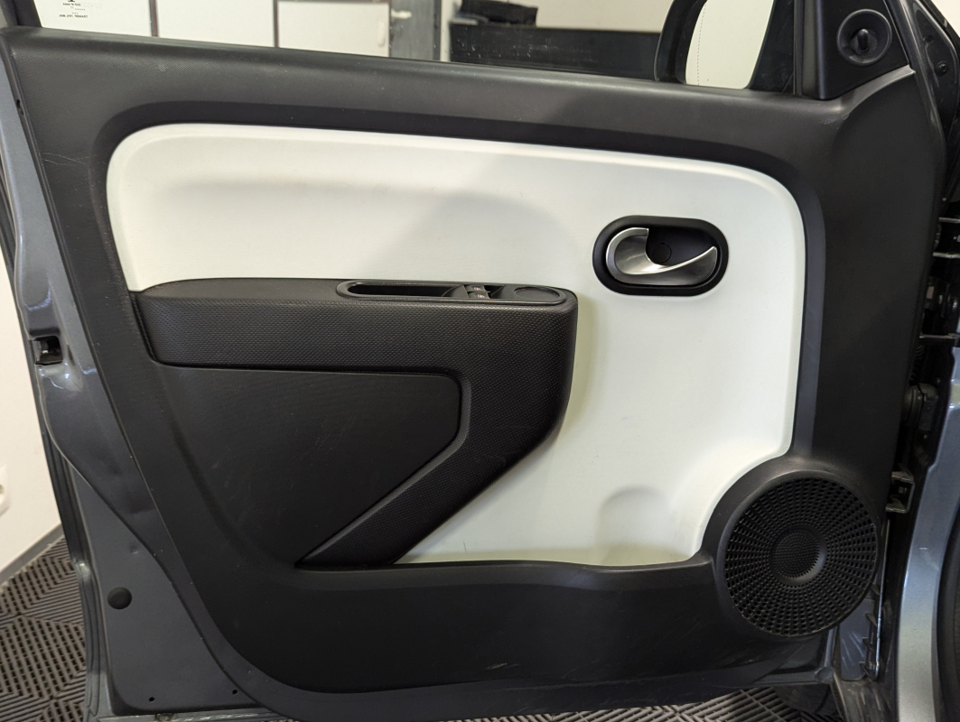 Renault Twingo — 23