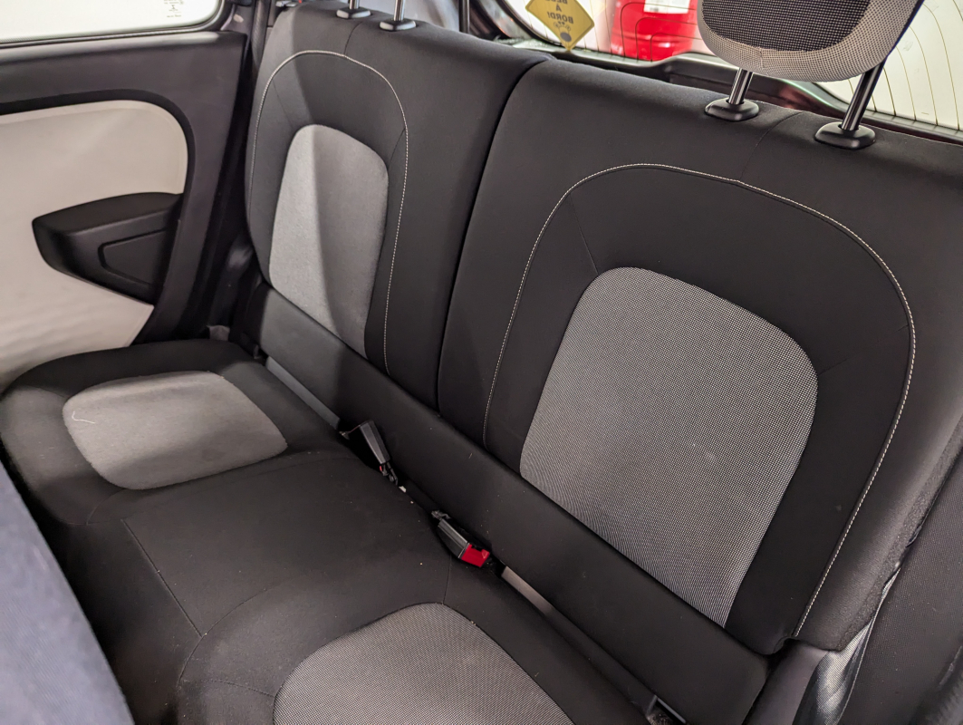 Renault Twingo — 12