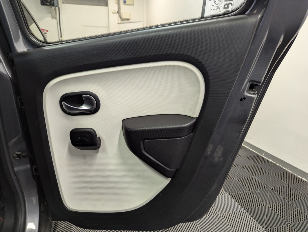Renault Twingo — 22