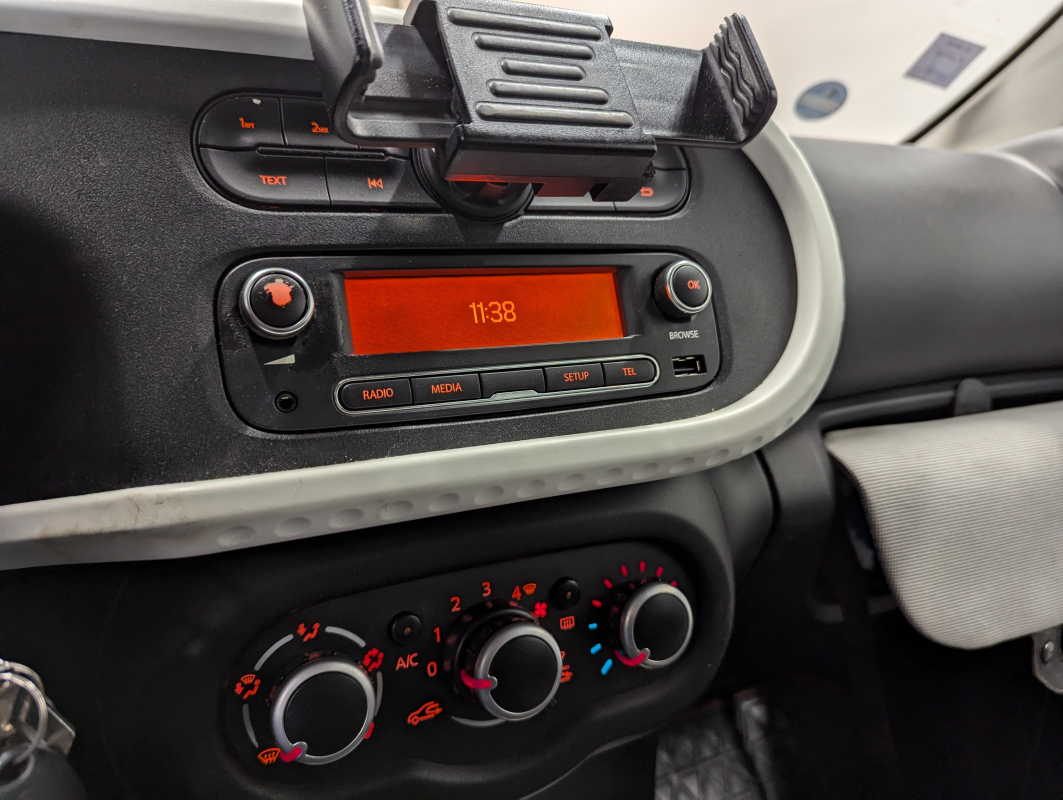 Renault Twingo — 20
