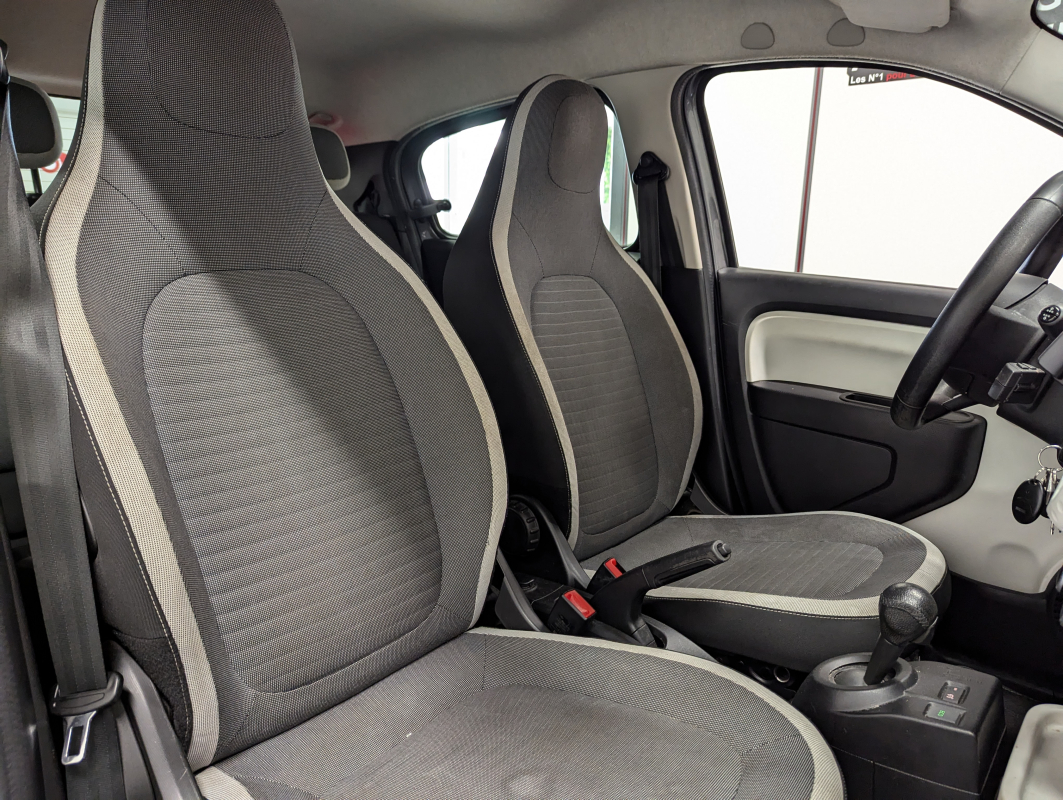 Renault Twingo — 13