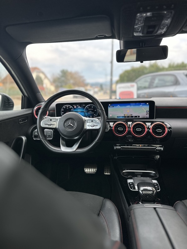 Mercedes Classe A — 33