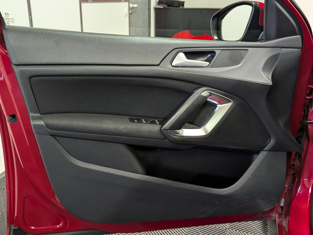 Peugeot 308 — 29