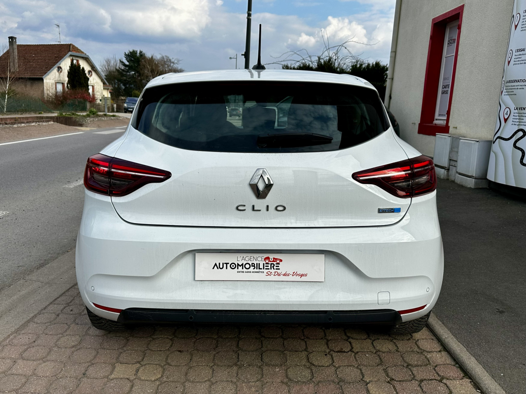 Renault Clio — 6