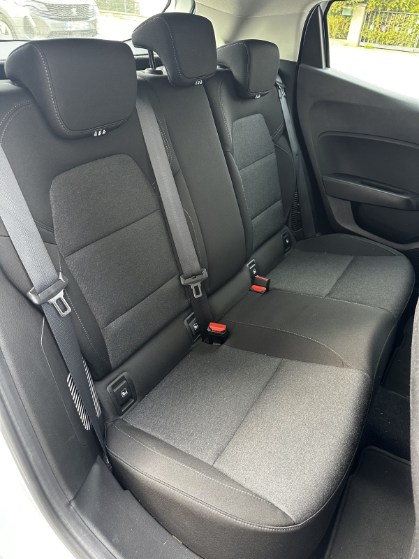 Renault Clio — 19