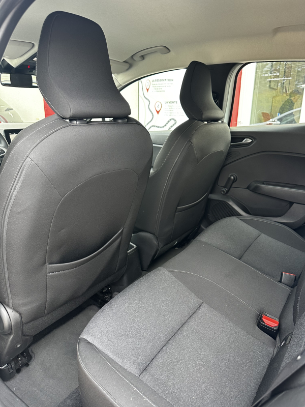 Renault Clio — 21