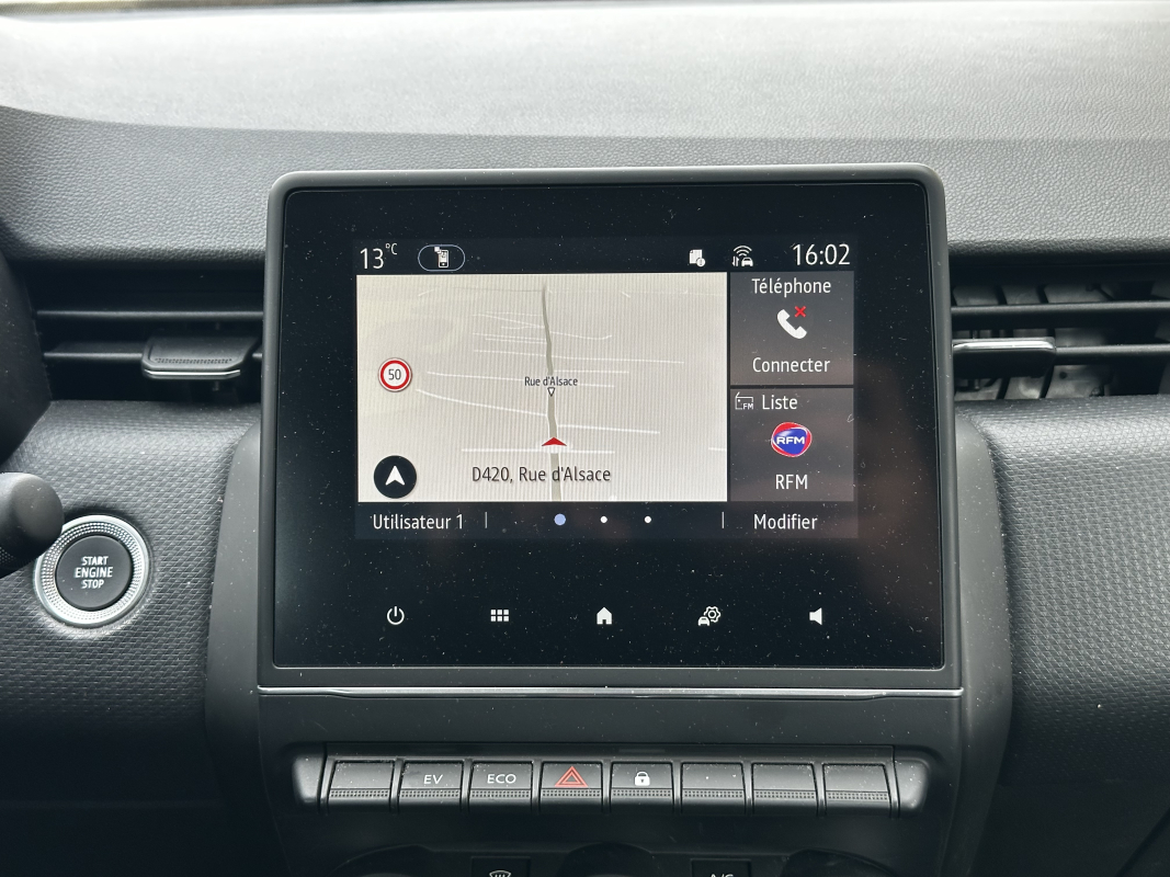 Renault Clio — 24