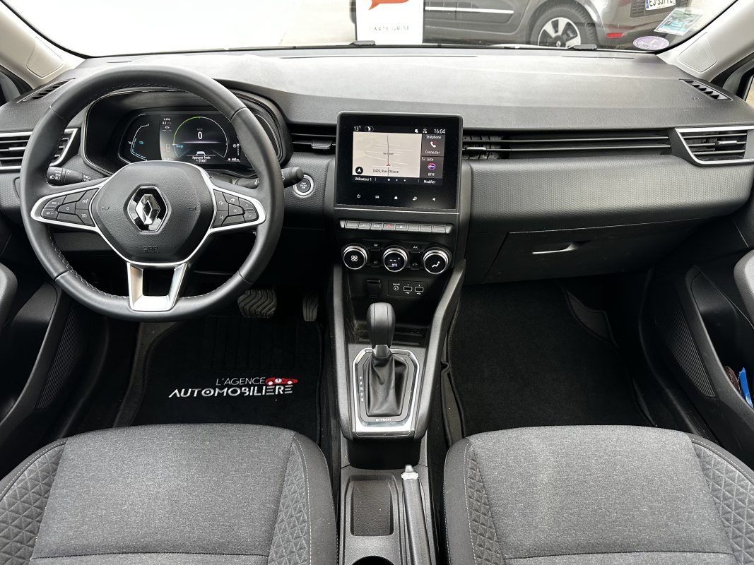 Renault Clio — 14