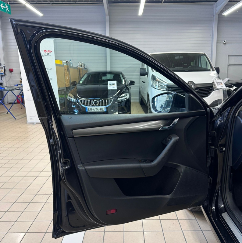 Skoda Octavia Combi — 28