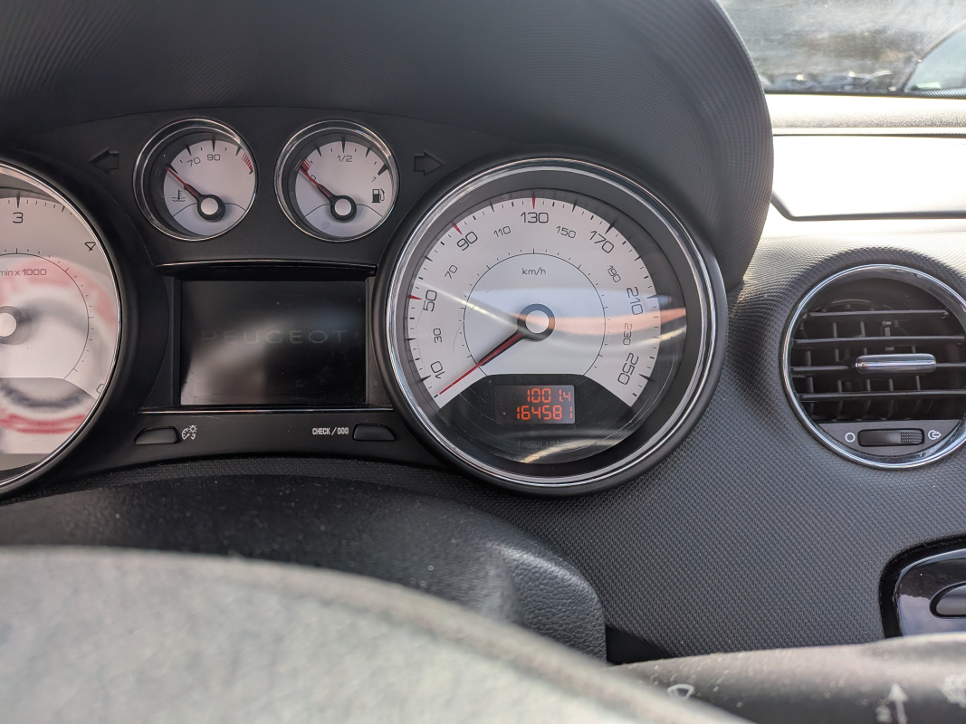 Peugeot 308 CC — 10