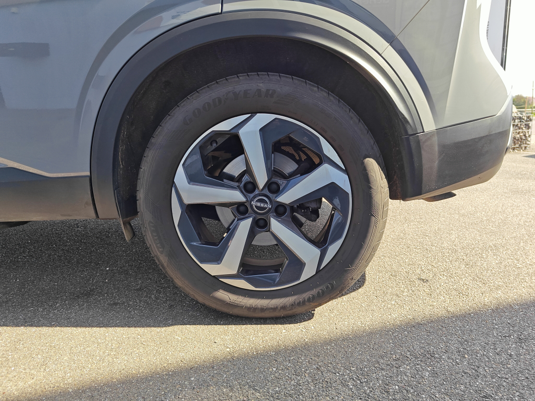 Nissan Qashqai — 9