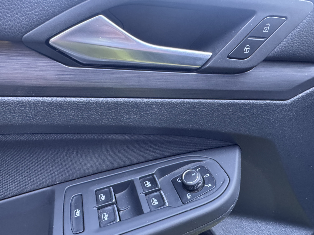Volkswagen GOLF VIII — 35