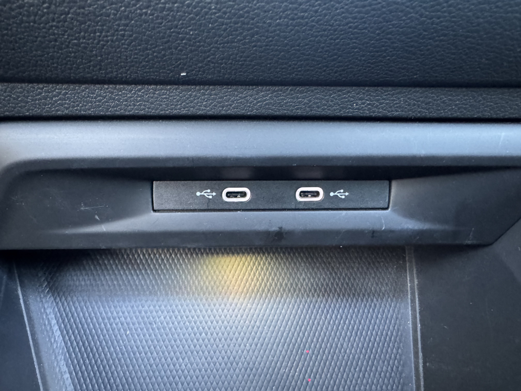 Volkswagen GOLF VIII — 30