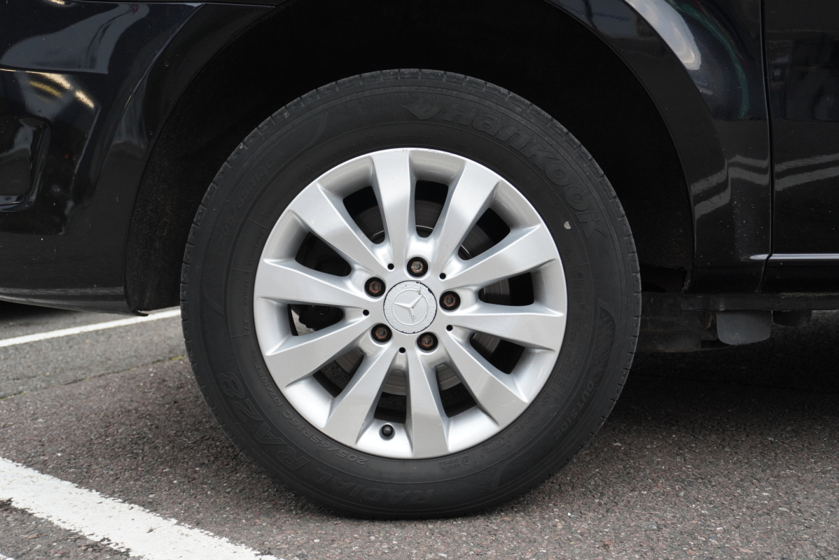 Mercedes Vito — 25