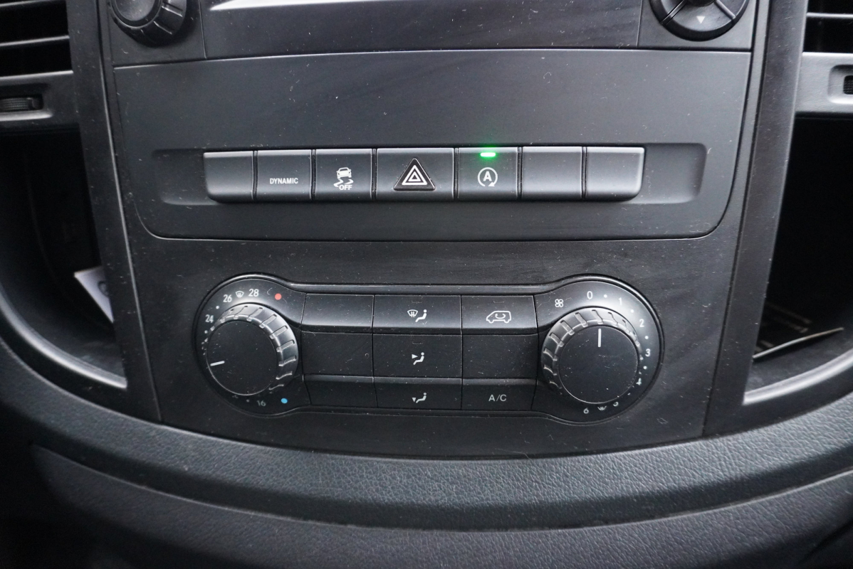 Mercedes Vito — 16