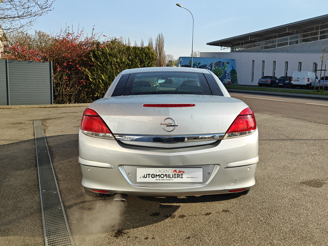Opel Astra — 11