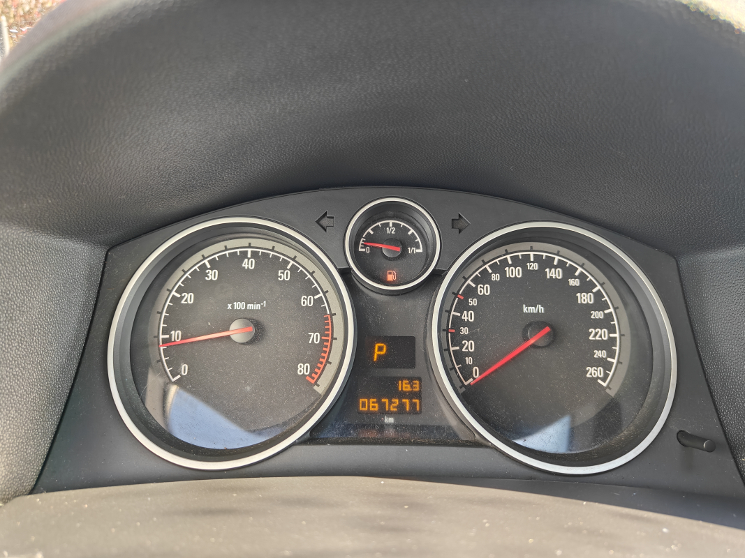 Opel Astra — 21