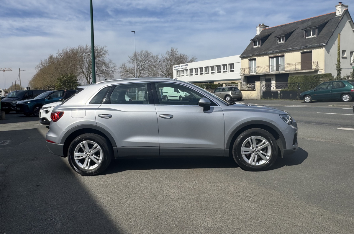 Audi Audi Q3 — 5