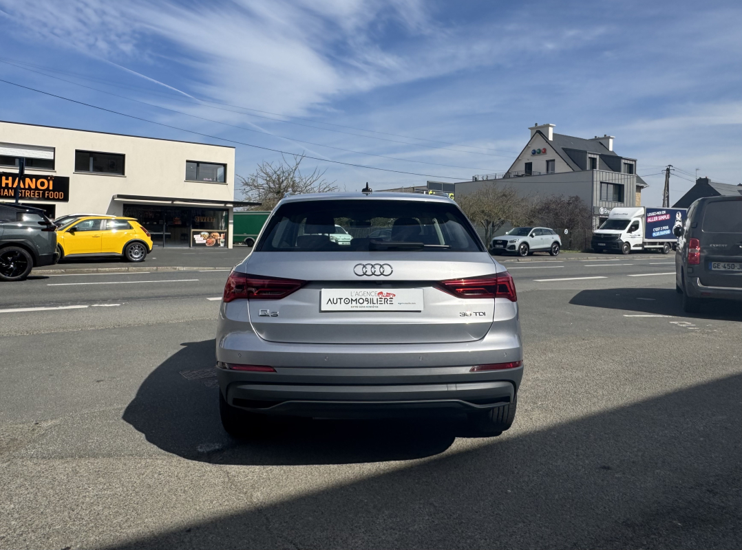 Audi Audi Q3 — 7