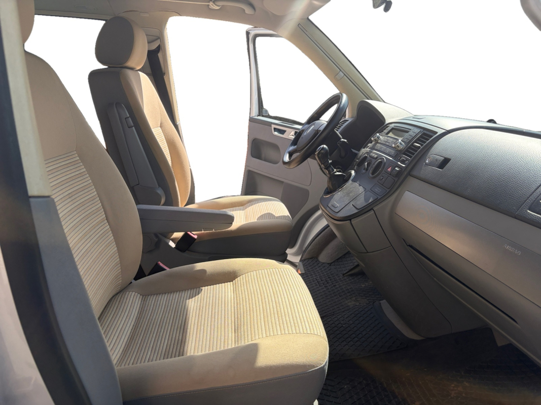 Volkswagen California — 17