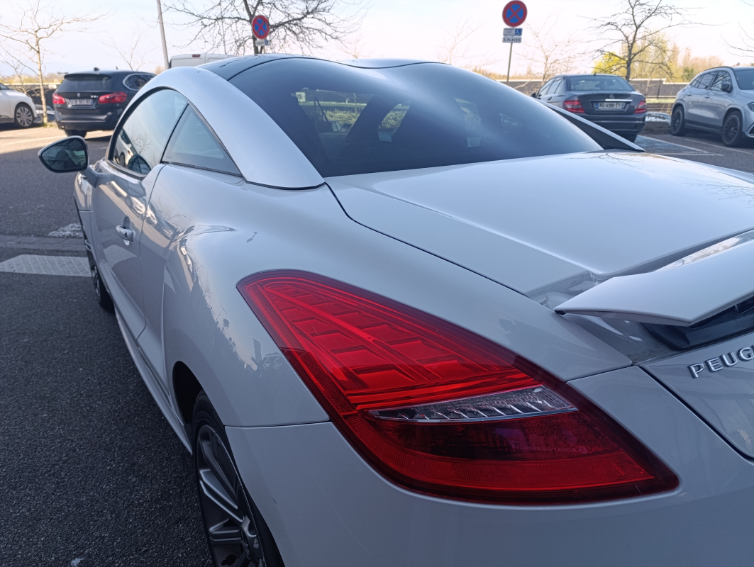 Peugeot RCZ — 33