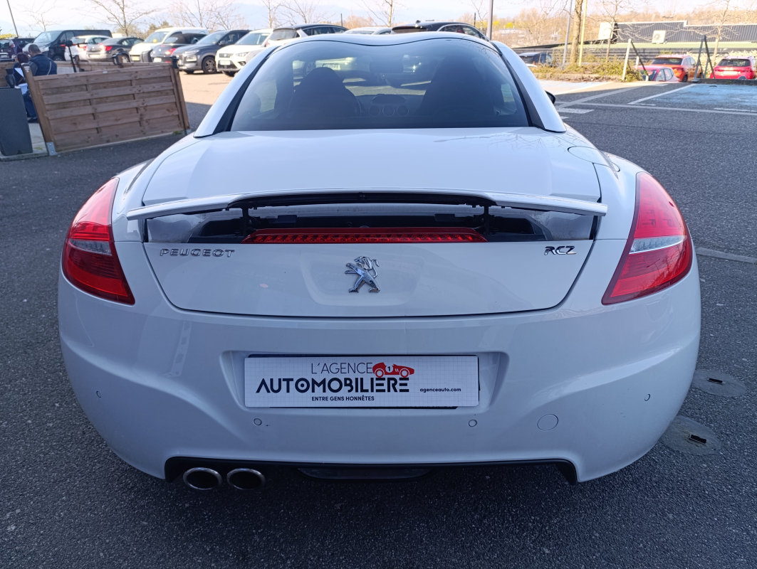 Peugeot RCZ — 8