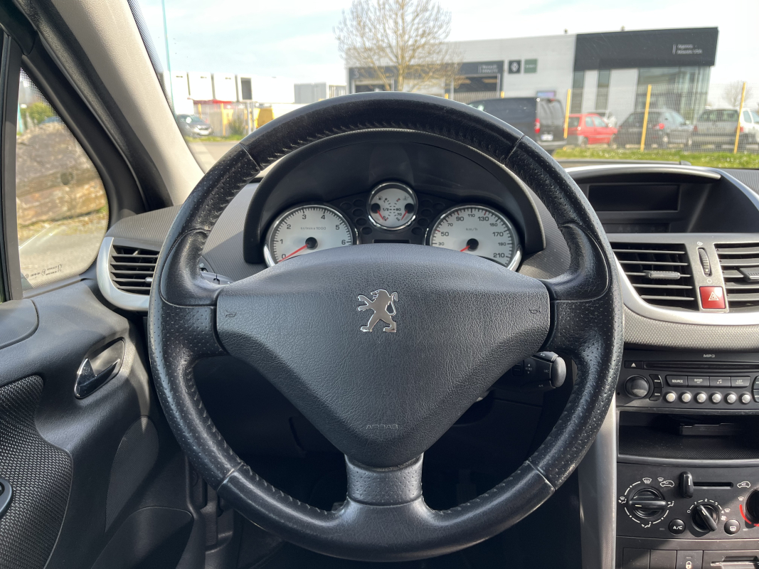 Peugeot 207 — 30