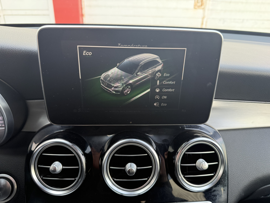 Mercedes Mercedes Glc — 27