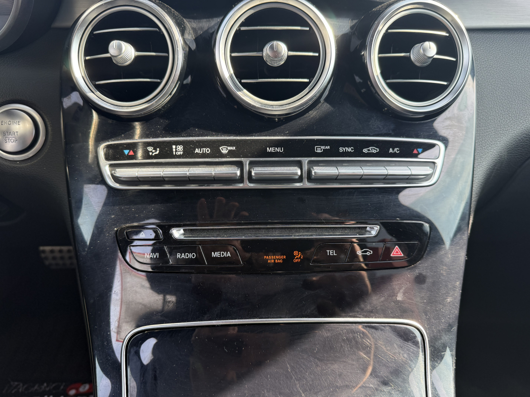 Mercedes Mercedes Glc — 21